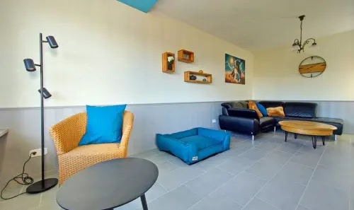 Wohnzimmer im Ferienhaus Eulenbüsch in Brangs Hundeparadies Eifel- Urlaub mit Hund